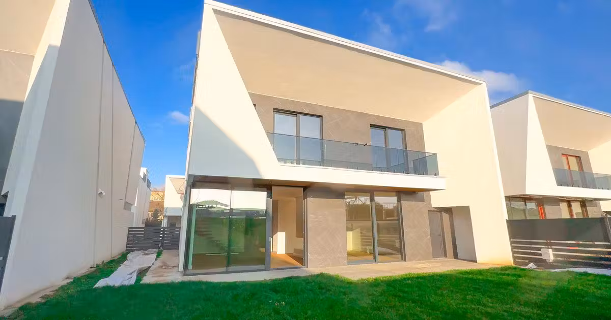 Duplex de vânzare cu 5 camere în zona Exterior Nord, Sector 1