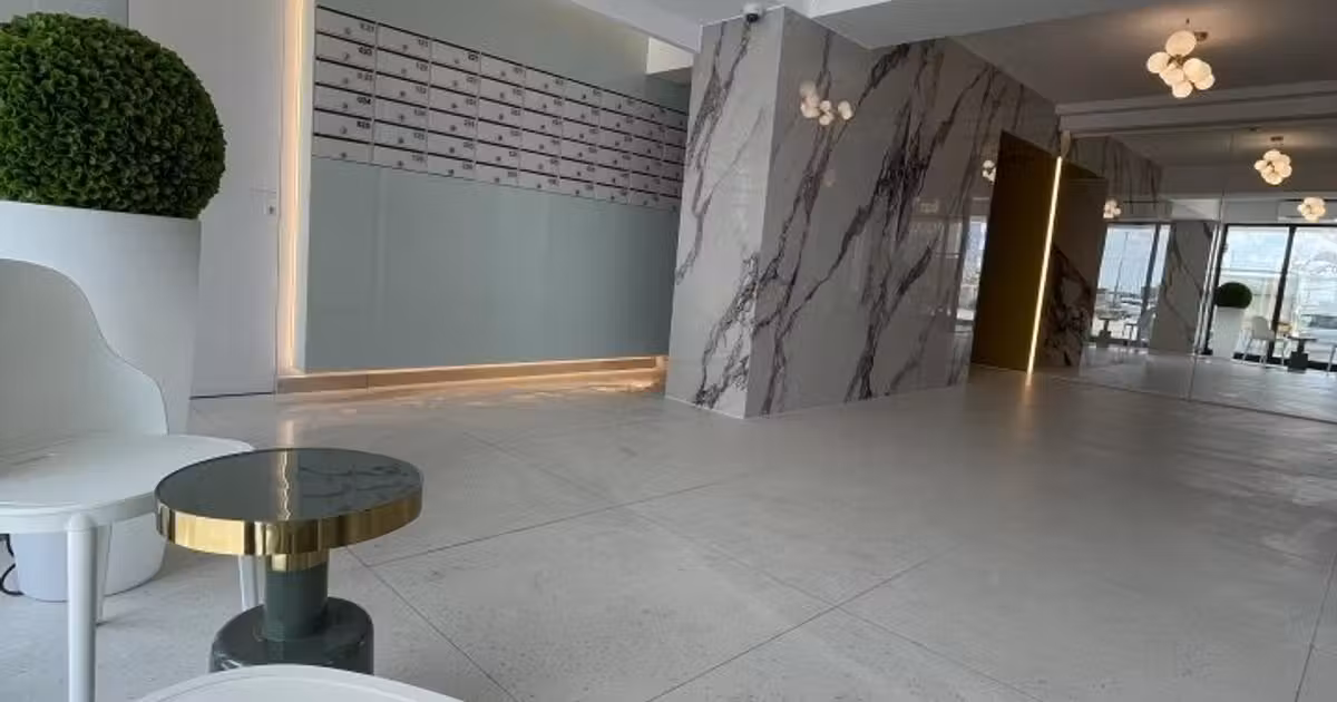 Apartament de vânzare cu 2 camere în Mamaia