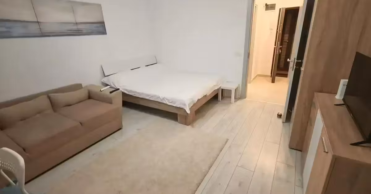 Apartament de vânzare cu 2 camere în zona Titan, Sector 3