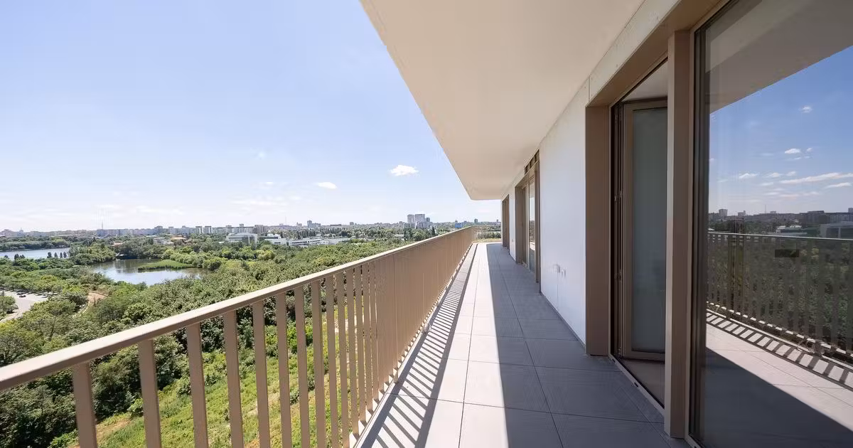 Apartament de vânzare cu 4 camere în zona Aviației, Sector 1