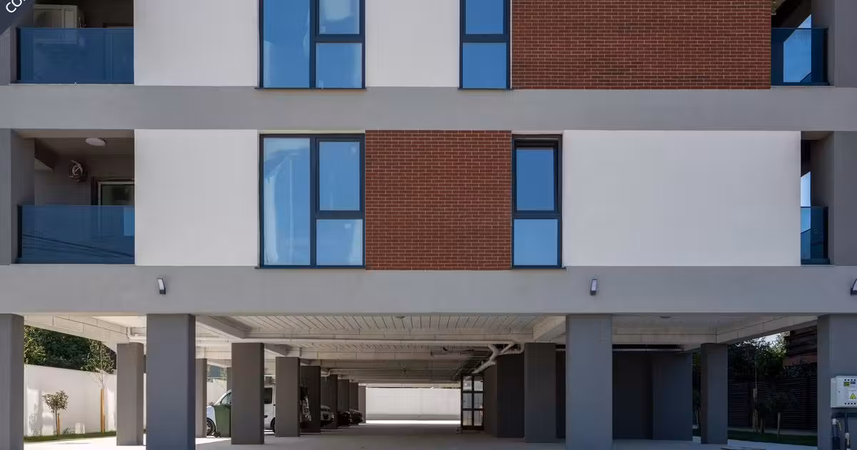 Apartament de vânzare cu 2 camere în zona Tomis Plus, Constanța