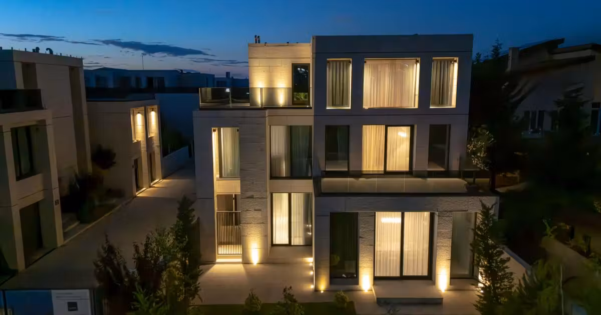 Casă individuală de vânzare cu 6 camere în zona Pipera, Sector 1