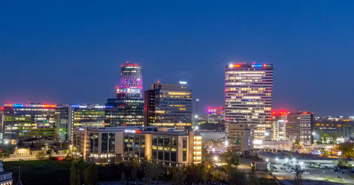 Penthouse de vânzare cu 6 camere în zona Aviației, Sector 1