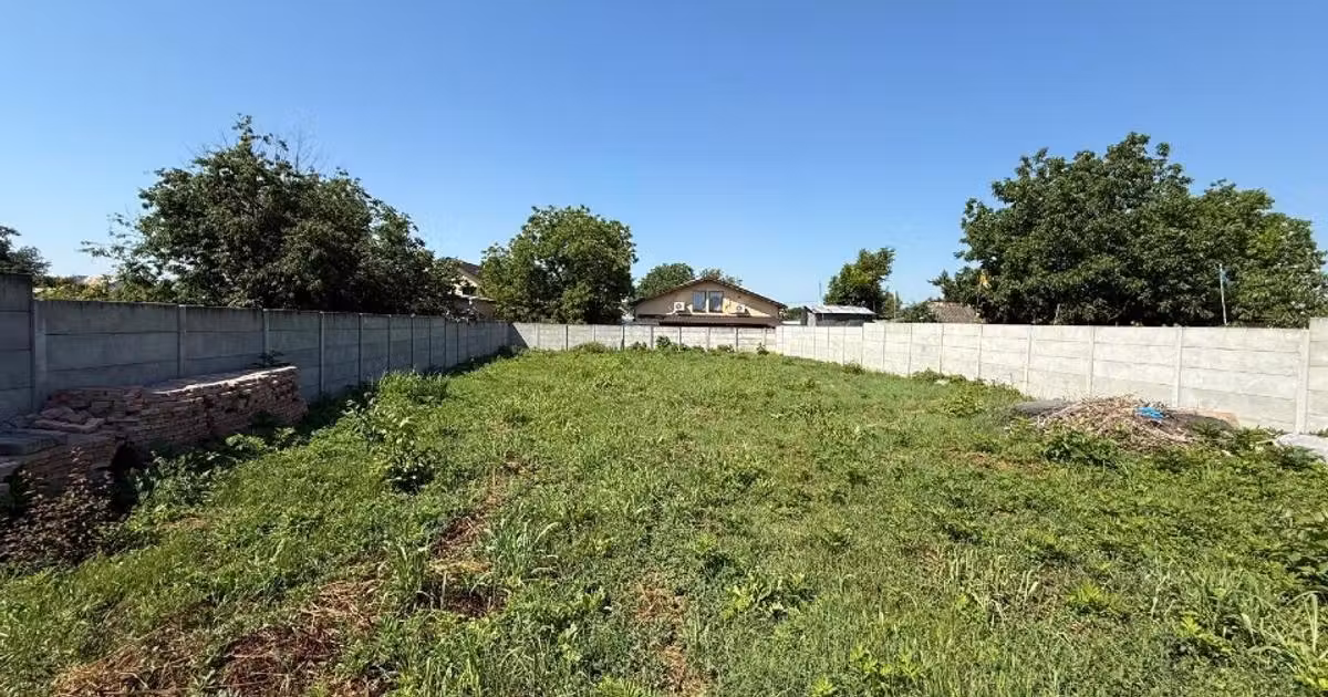 Teren Construcții intravilan de vânzare de 1500 mp, în Crevedia