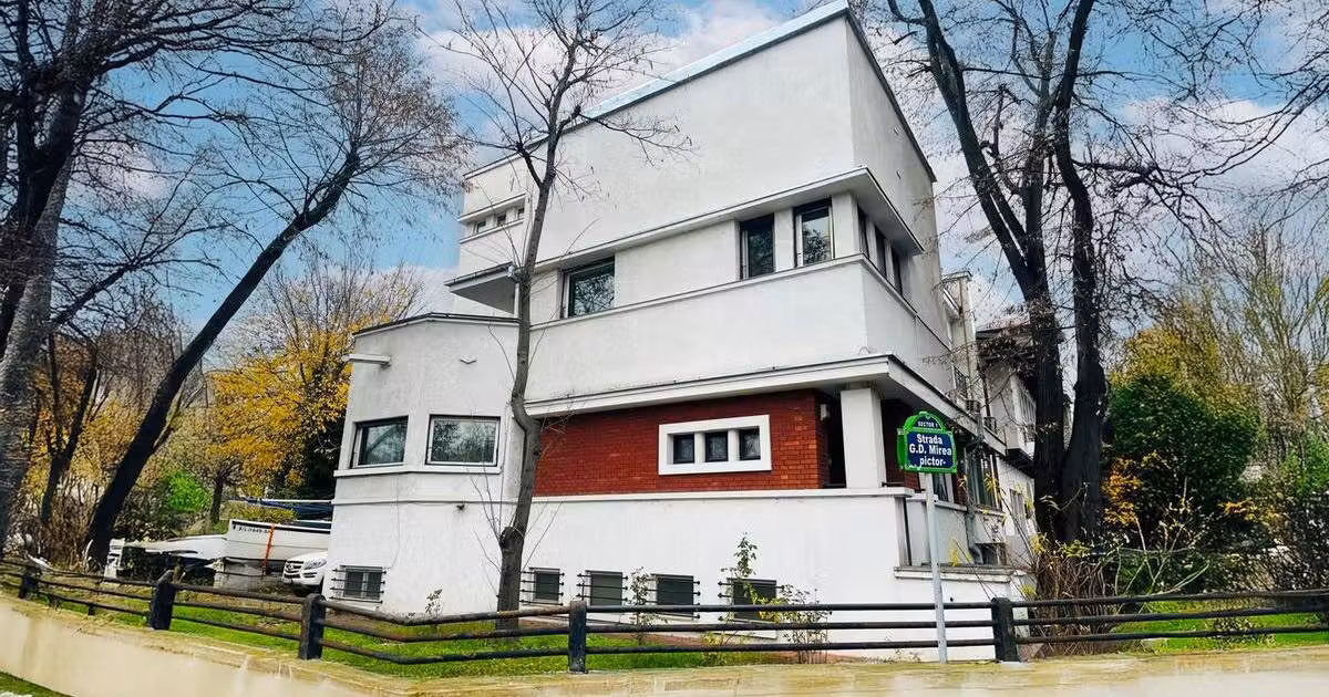 Casă de vânzare cu 7 camere în zona Arcul de Triumf, Sector 1