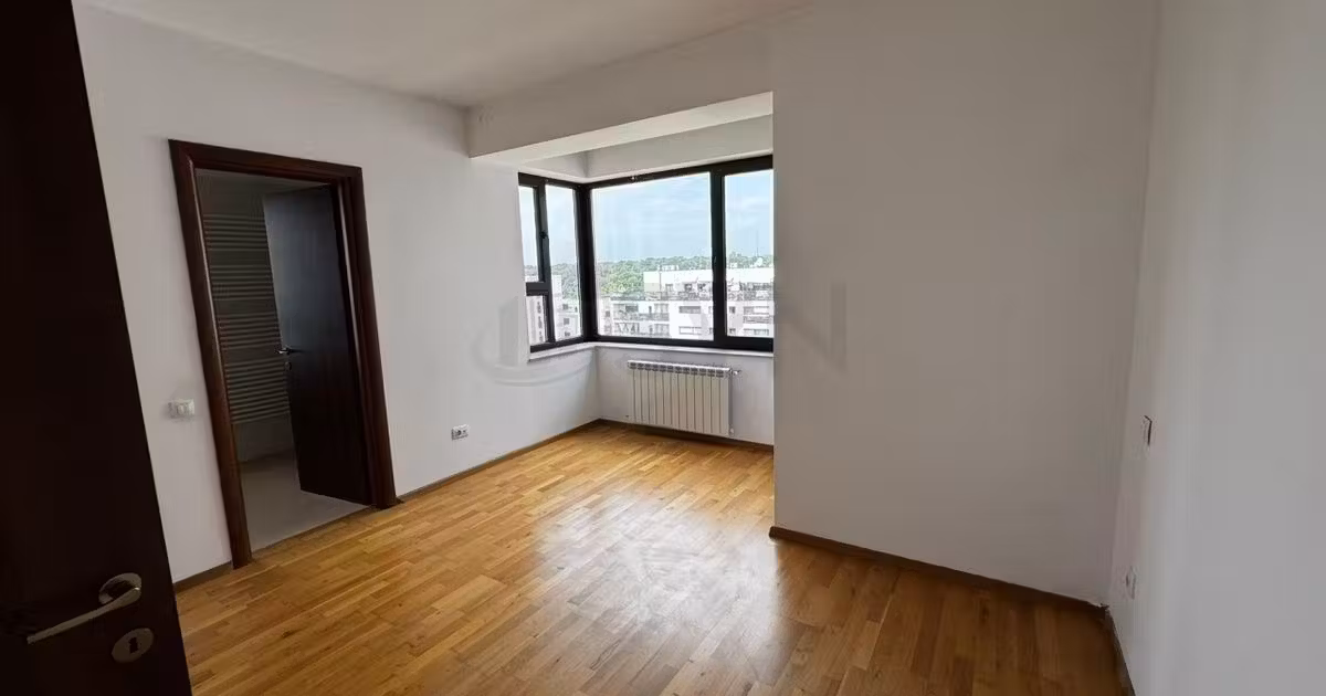Apartament de vânzare cu 2 camere în zona Băneasa, Sector 1