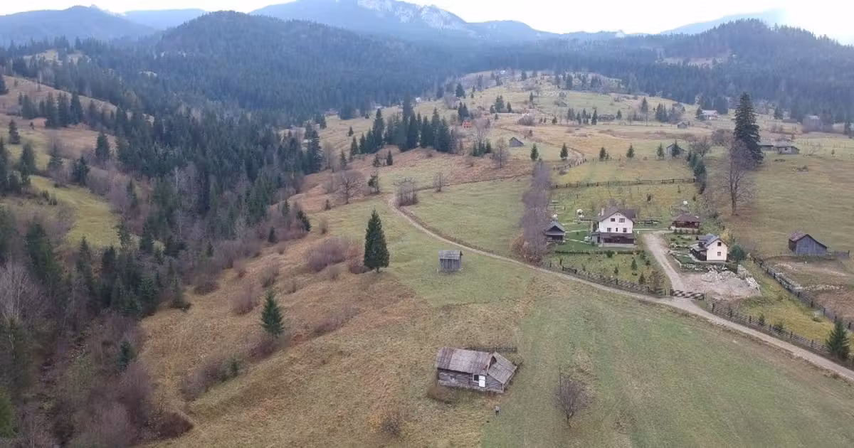 Teren Construcții intravilan de vânzare de 4625 mp, în Câmpulung Moldovenesc