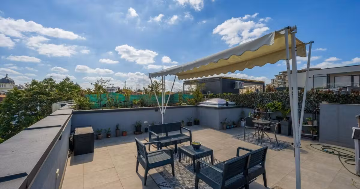 Apartament de vânzare cu 2 camere, mobilat în zona Unirii, Sector 3