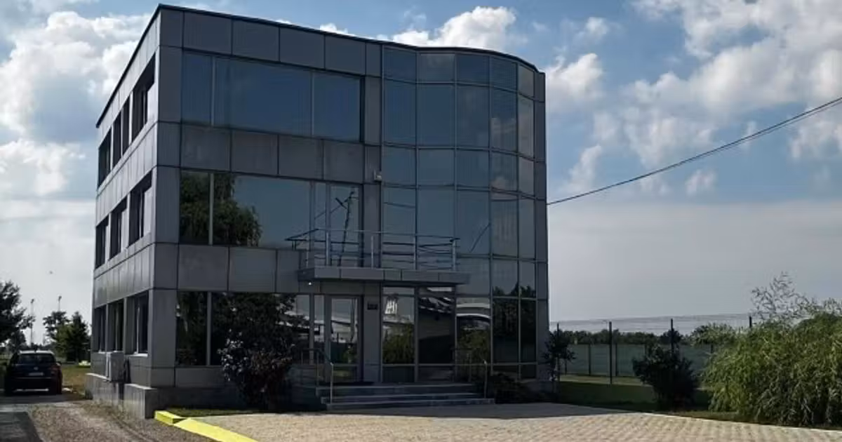 Birou de vânzare 361 mp în zona Exterior Vest, Ploiești
