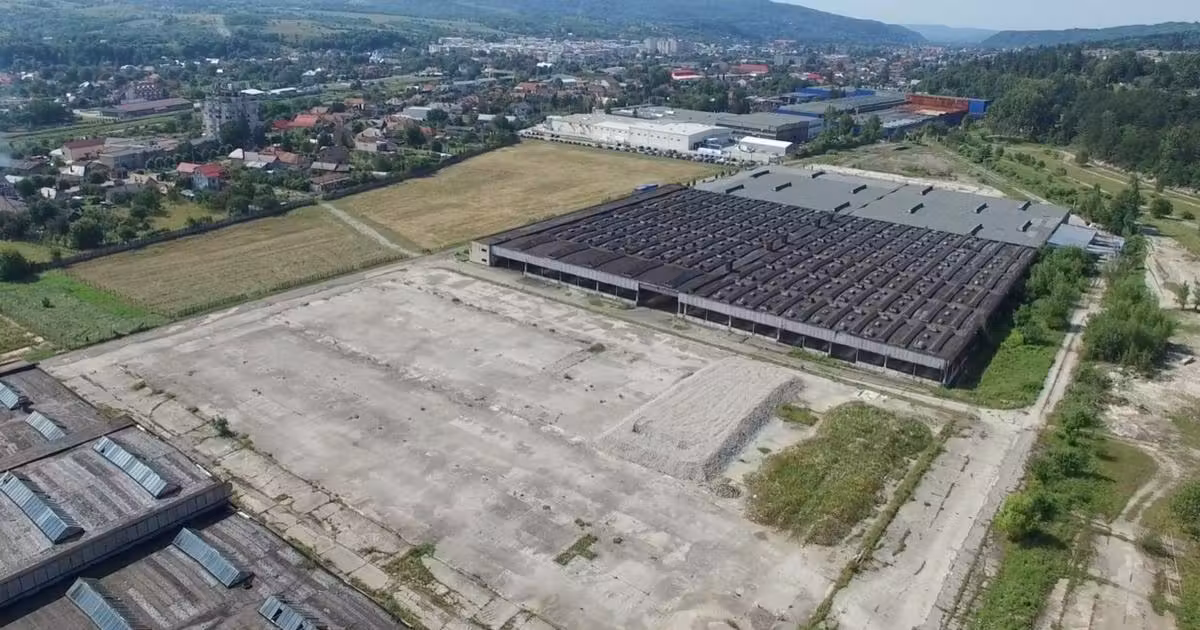 Teren Construcții intravilan de vânzare de 10000 mp, în Câmpulung Muscel