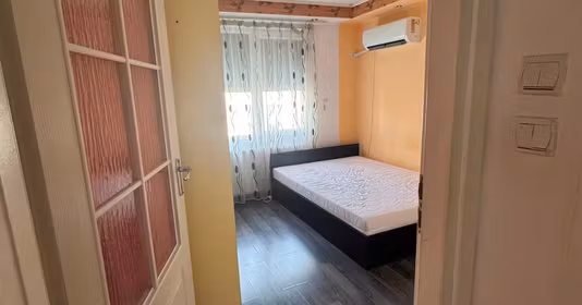 Apartament Titan