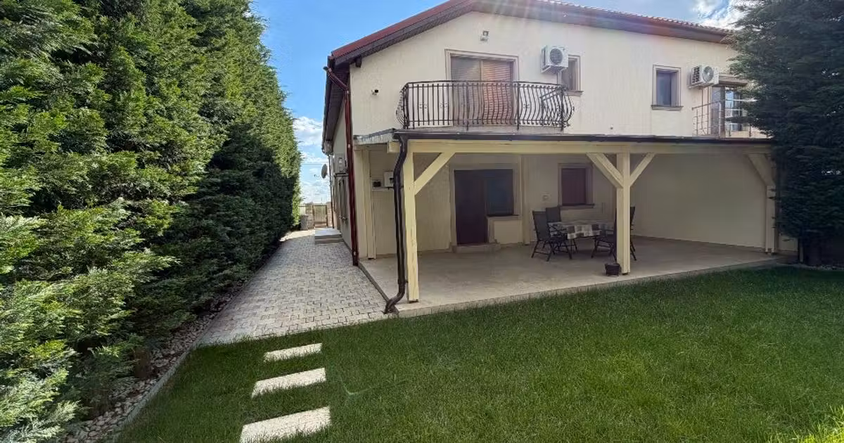 Duplex de vânzare cu 4 camere, mobilat în Dumbrăvița