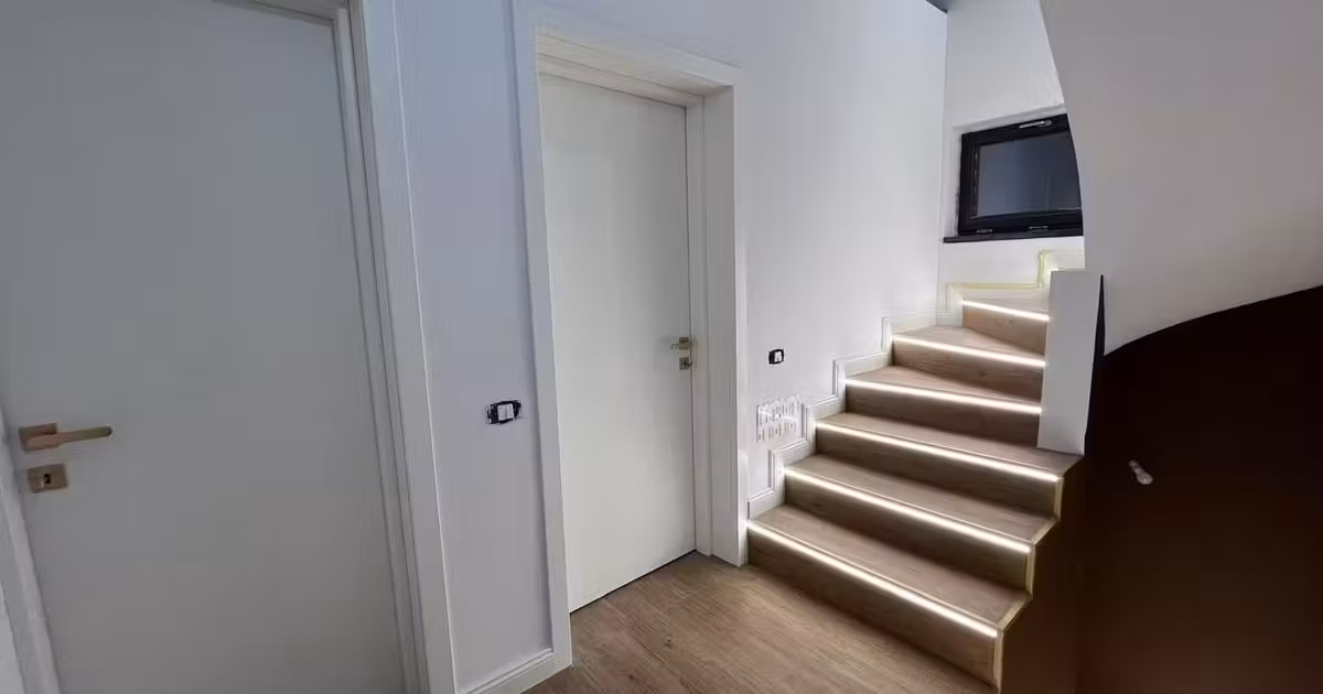 Casă de vânzare cu 5 camere în Mogoșoaia