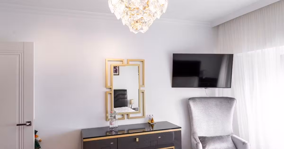 Apartament de vânzare cu 3 camere, mobilat în Onești