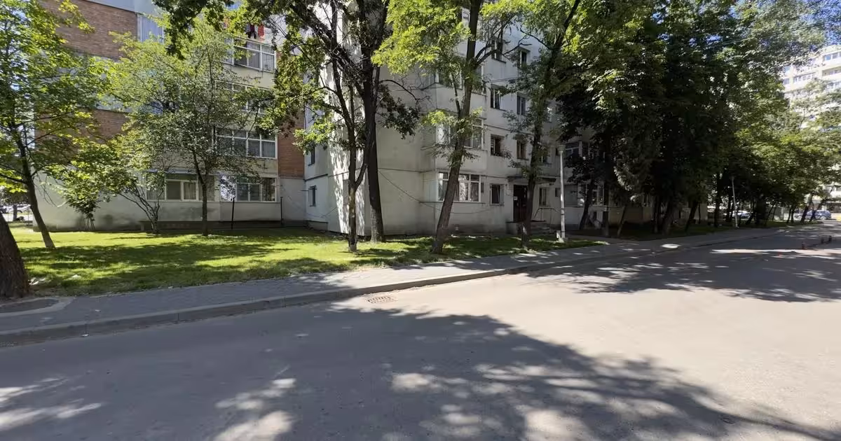 Apartament de vânzare cu 3 camere în zona Alexandru cel Bun, Iași
