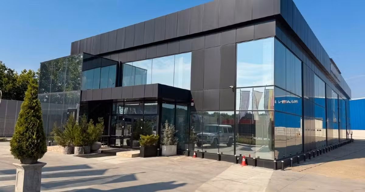 Spațiu comercial de vânzare 1612 mp în Otopeni