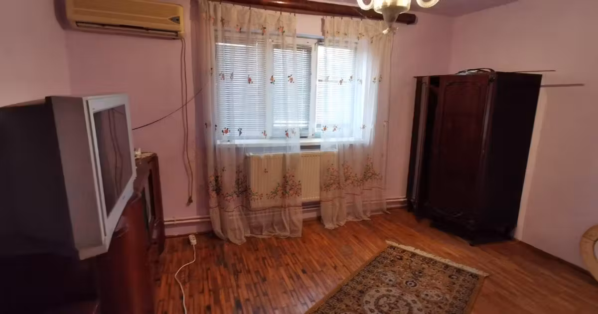 Duplex de vânzare cu 3 camere, mobilat în zona 1 Decembrie, Buzău