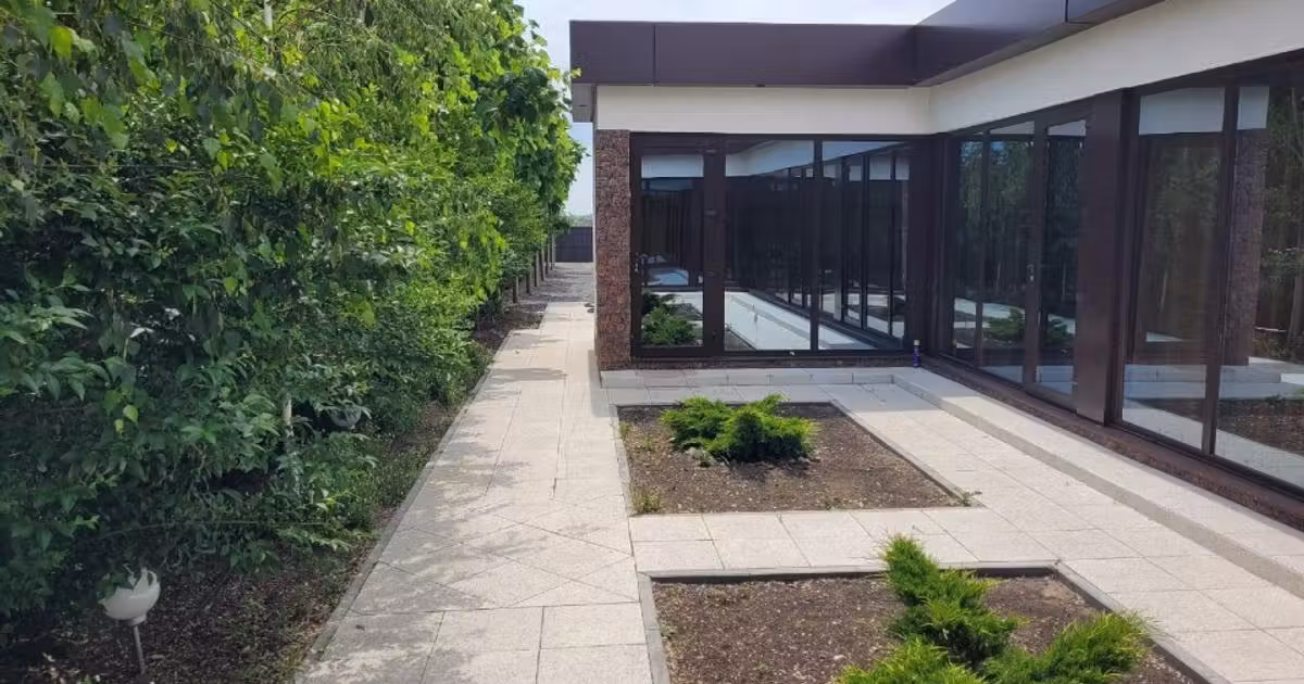 Casă individuală de vânzare cu 5 camere în Sulina
