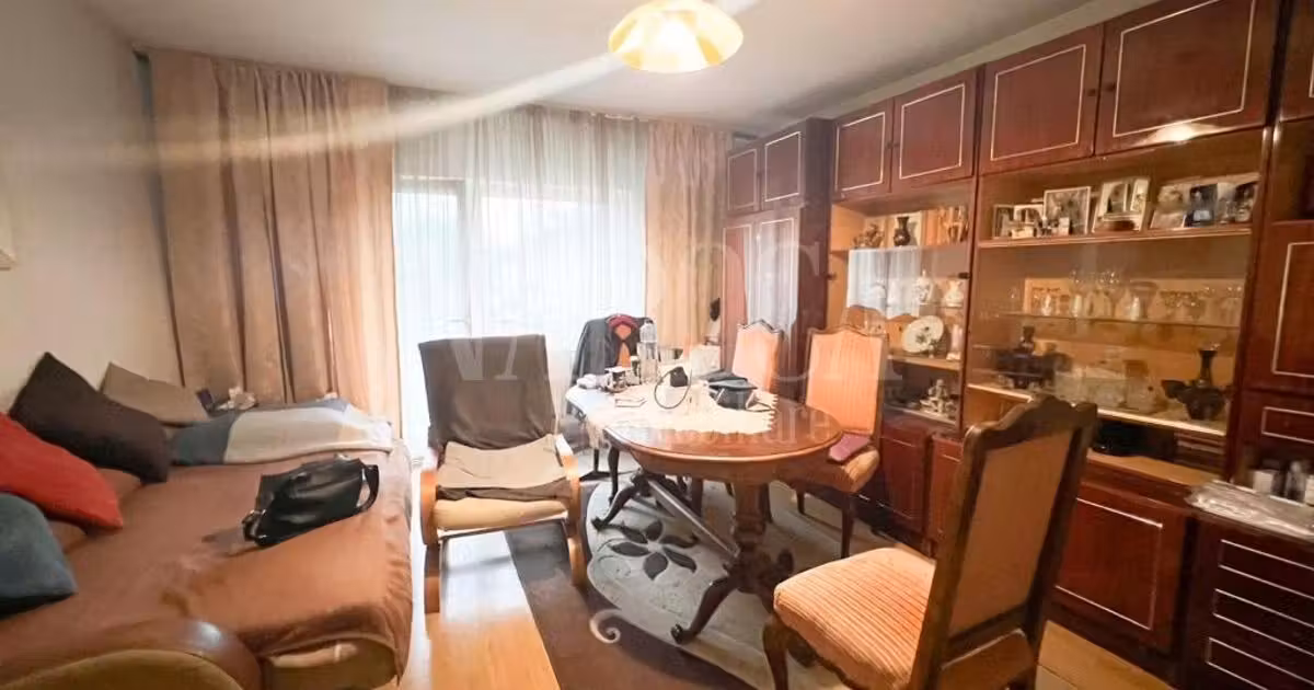Apartament de vânzare cu 4 camere în zona Dâmbul Rotund, Cluj-Napoca