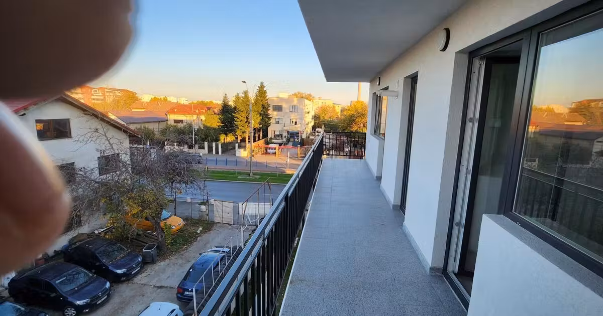 Apartament de vânzare cu 2 camere în zona Giurgiului, Sector 4