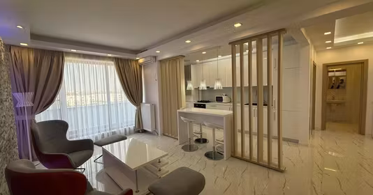 Apartament Exterior Est