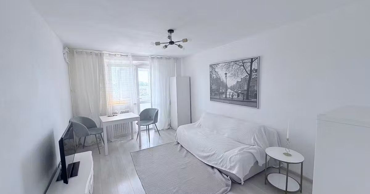 Apartament de vânzare cu 2 camere, mobilat în zona Drumul Taberei, Sector 6