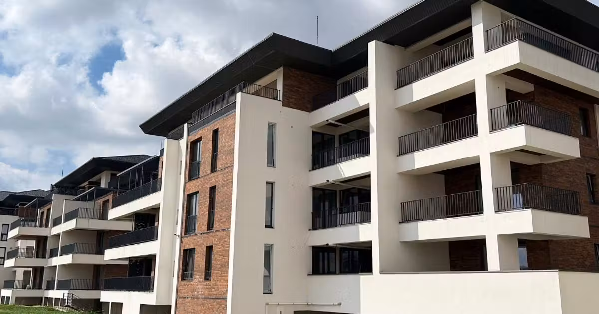 Apartament de vânzare cu 3 camere în zona Băneasa, Sector 1