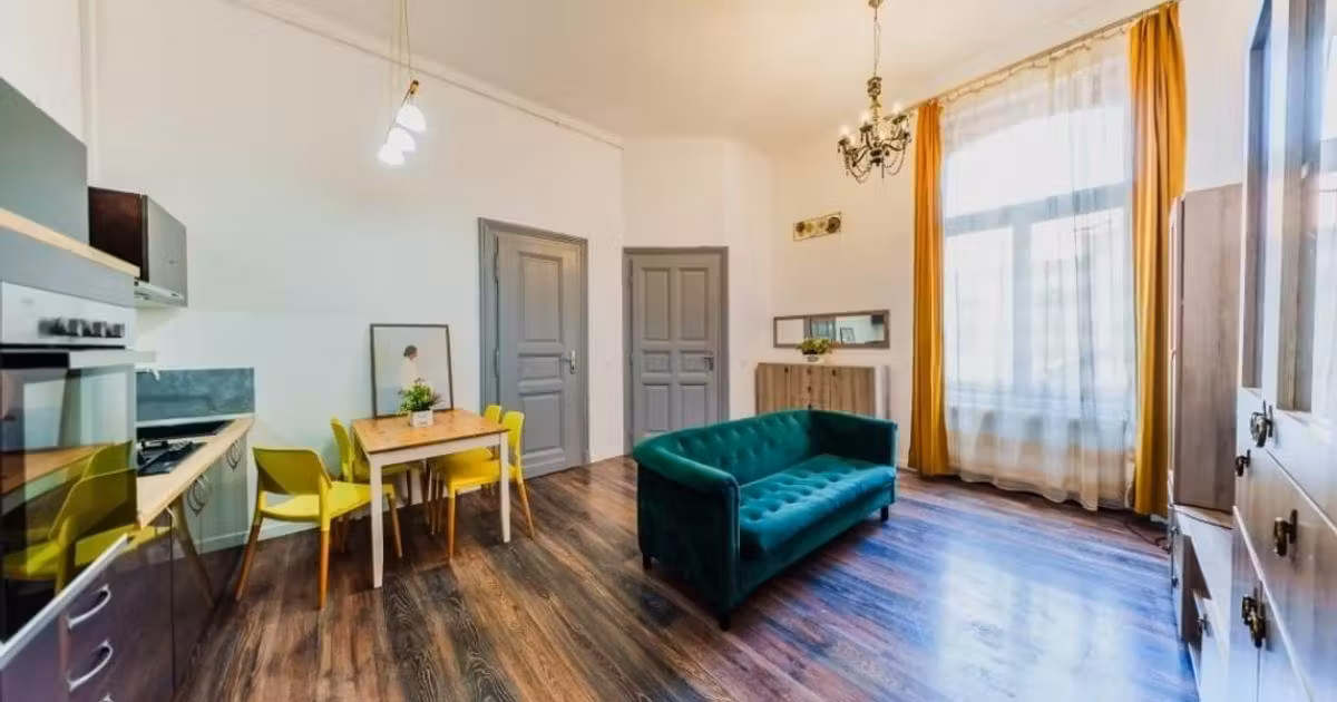 Apartament de vânzare cu 2 camere în zona Central, Arad