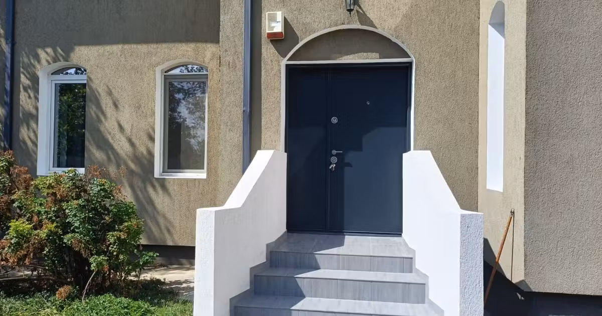 Casă individuală de vânzare cu 6 camere în Mogoșoaia