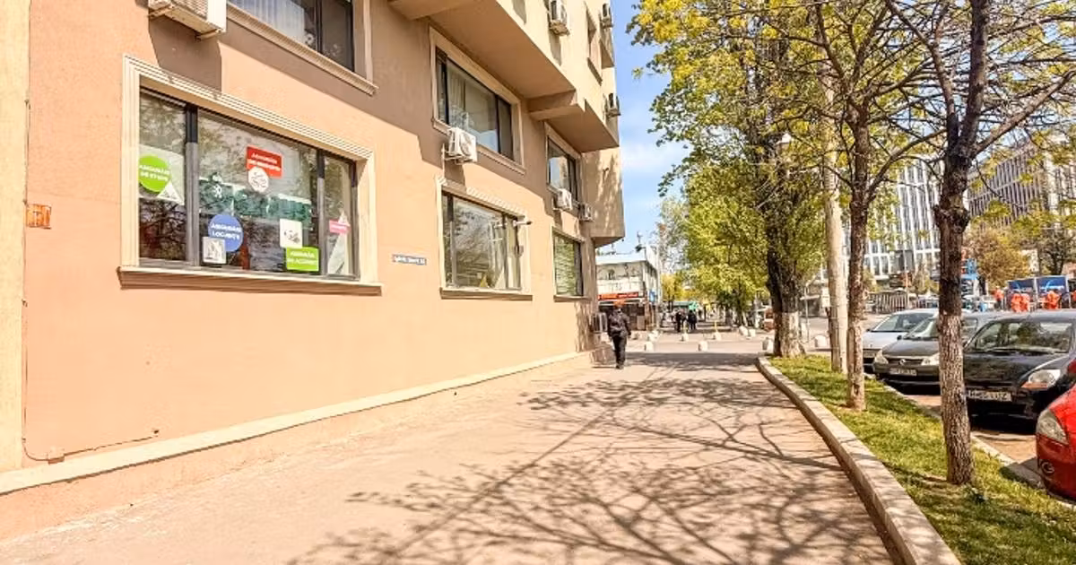Spațiu comercial de vânzare 51 mp în zona Tineretului, Sector 4