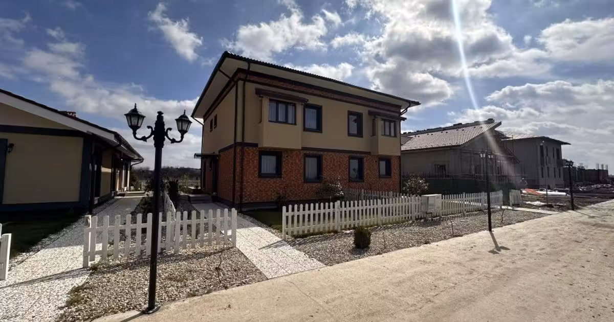 Duplex de vânzare cu 4 camere în Otopeni