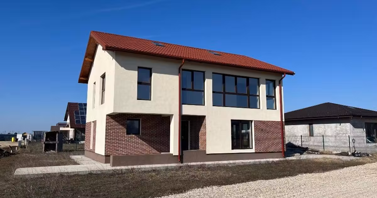 Casă individuală de vânzare cu 5 camere în Tărtășești