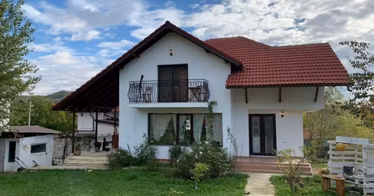 Casă Ștefănești