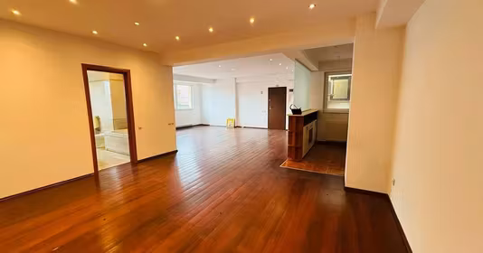 Apartament Romană