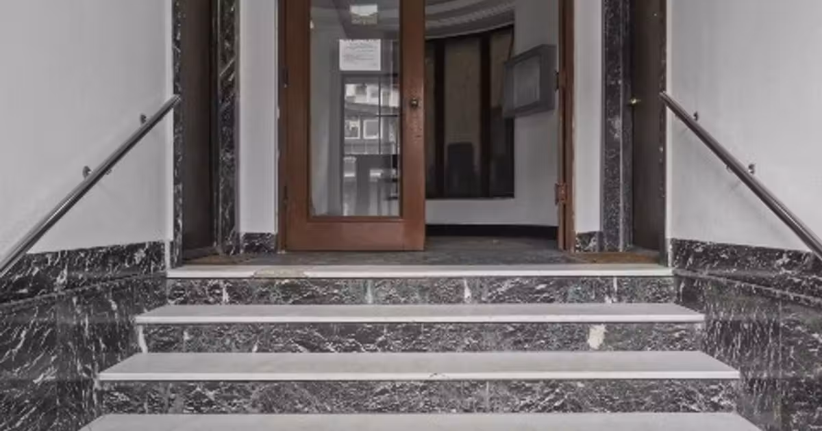 Garsonieră de vânzare, mobilată în zona Universitate, Ultracentral