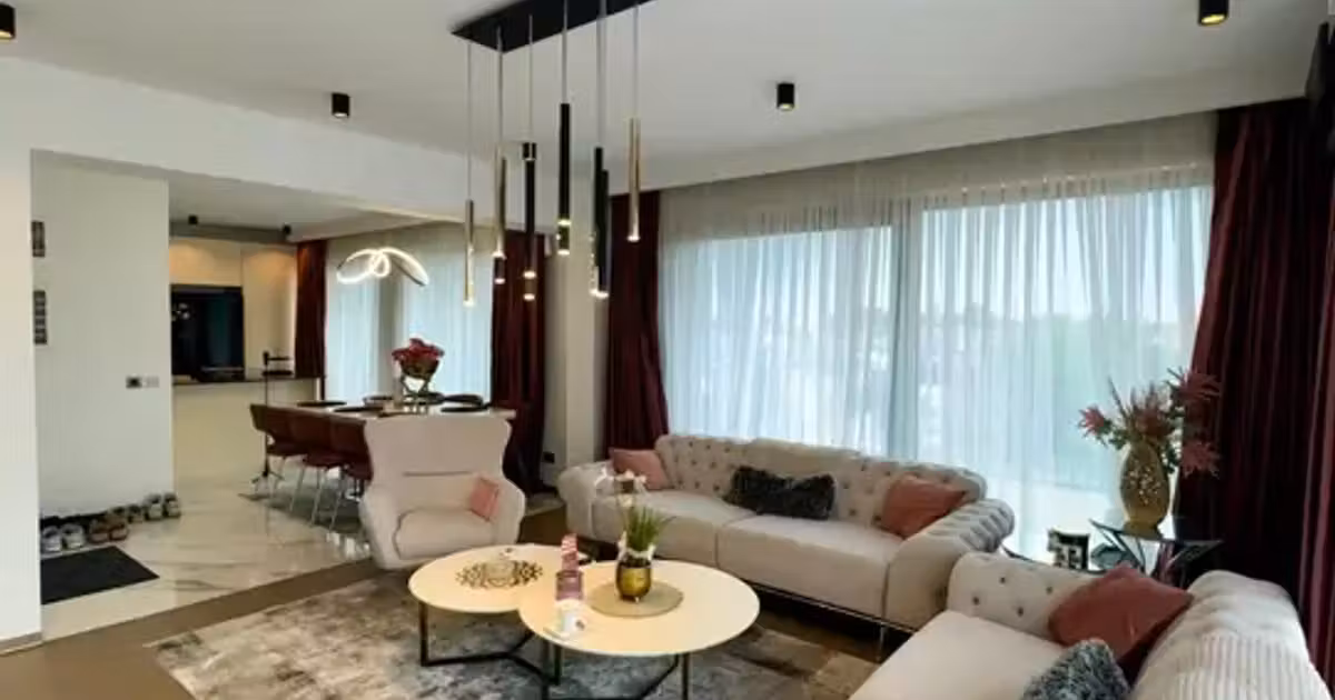 Apartament de vânzare cu 3 camere, mobilat în Voluntari