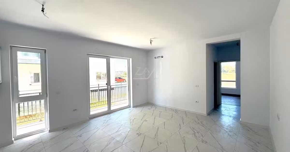 Apartament de vânzare cu 3 camere în Giroc