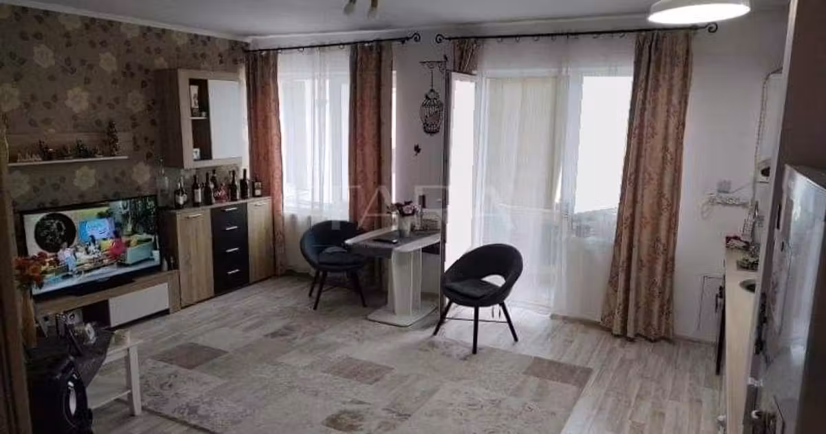 Apartament de vânzare cu 2 camere, mobilat în Florești