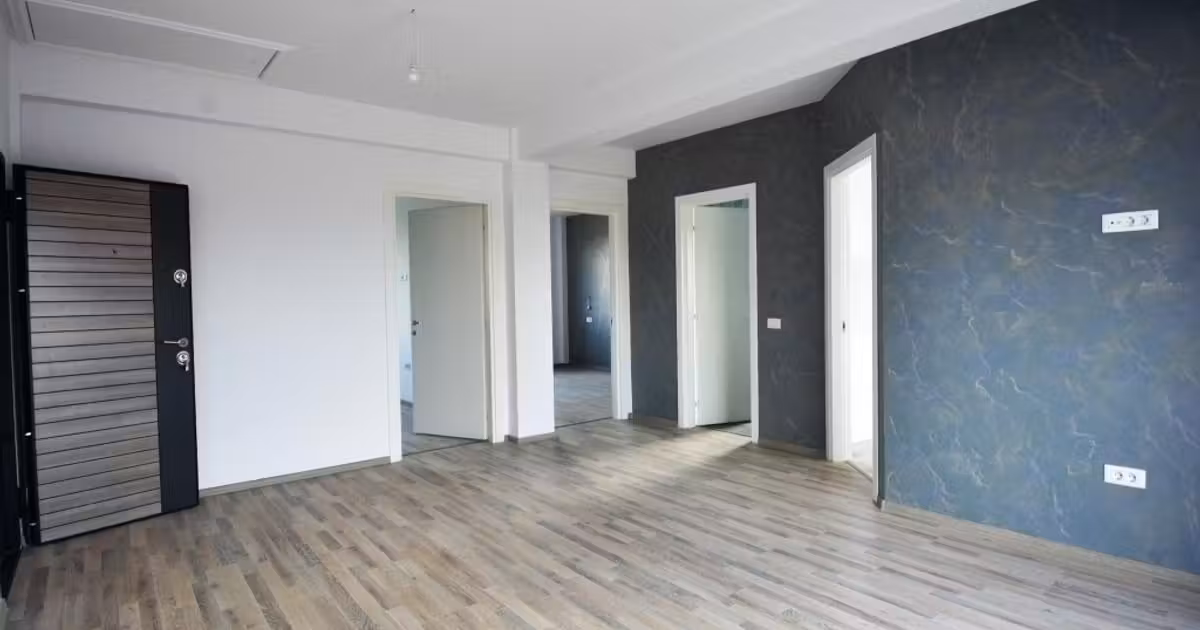 Apartament de vânzare cu 3 camere în Valea Lupului