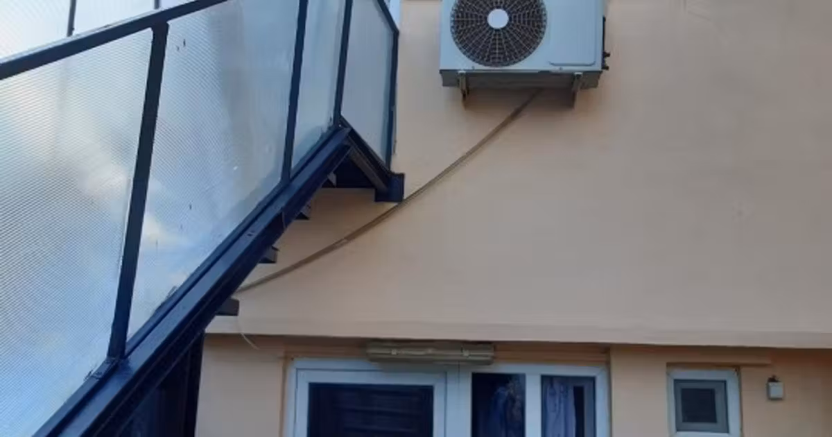 Casă individuală de vânzare cu 7 camere, mobilată în zona Faleza Nord, Constanța