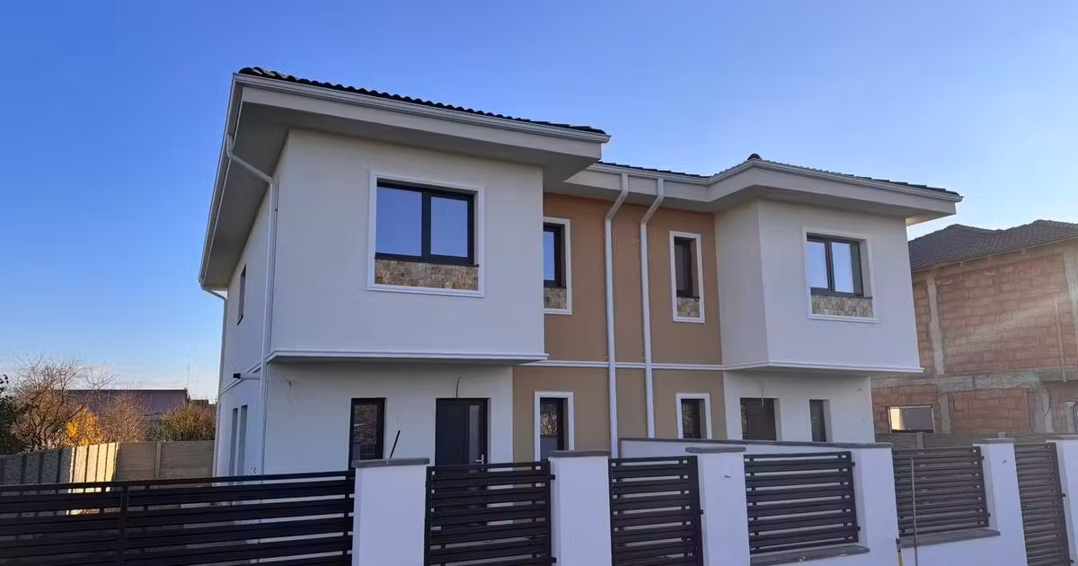 Duplex de vânzare cu 4 camere în Moșnița Nouă