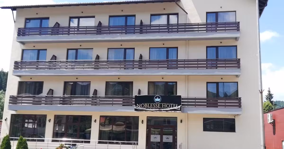 Hotel/Pensiune de vânzare 1850 mp în Predeal
