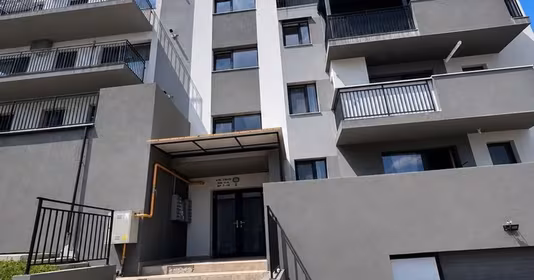 Apartament Florești