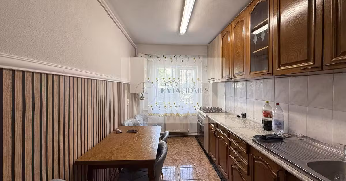 Apartament de vânzare cu 4 camere, mobilat în zona Mărăști, Cluj-Napoca