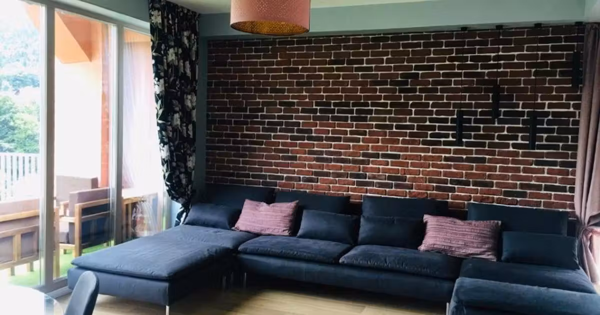 Apartament de vânzare cu 4 camere, mobilat în Sinaia