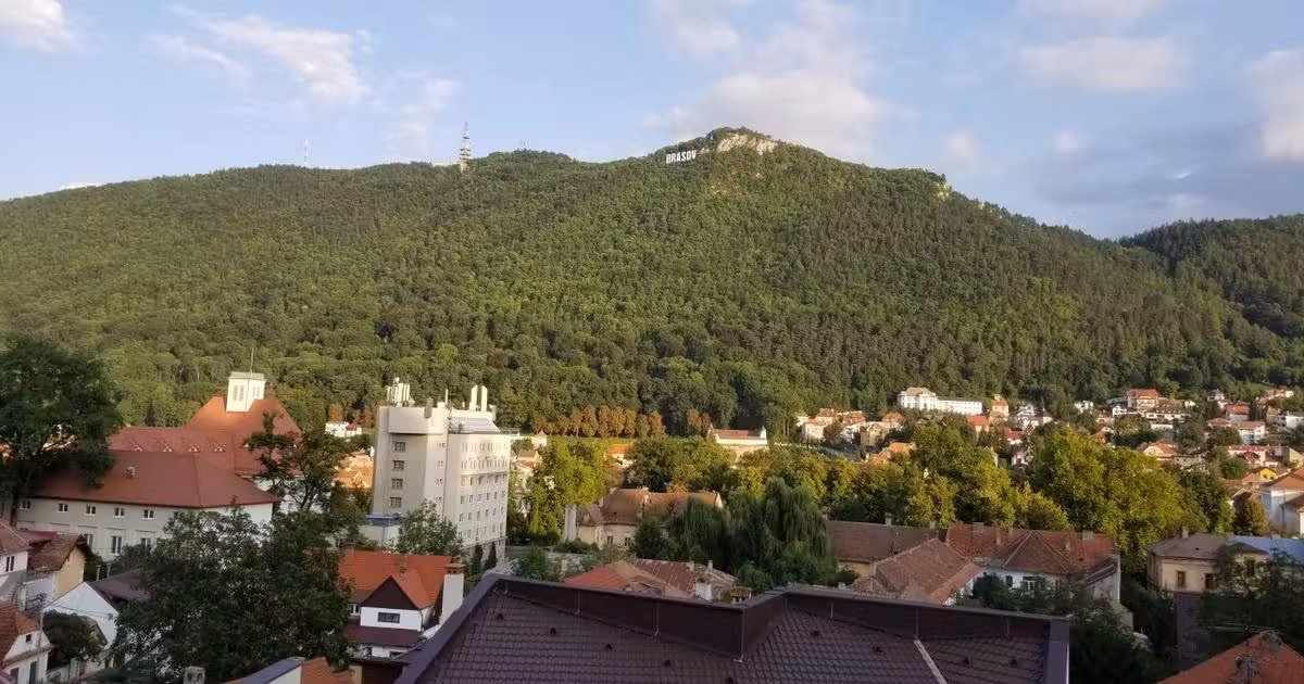 Apartament de vânzare cu 5 camere în zona Centrul Istoric, Brașov