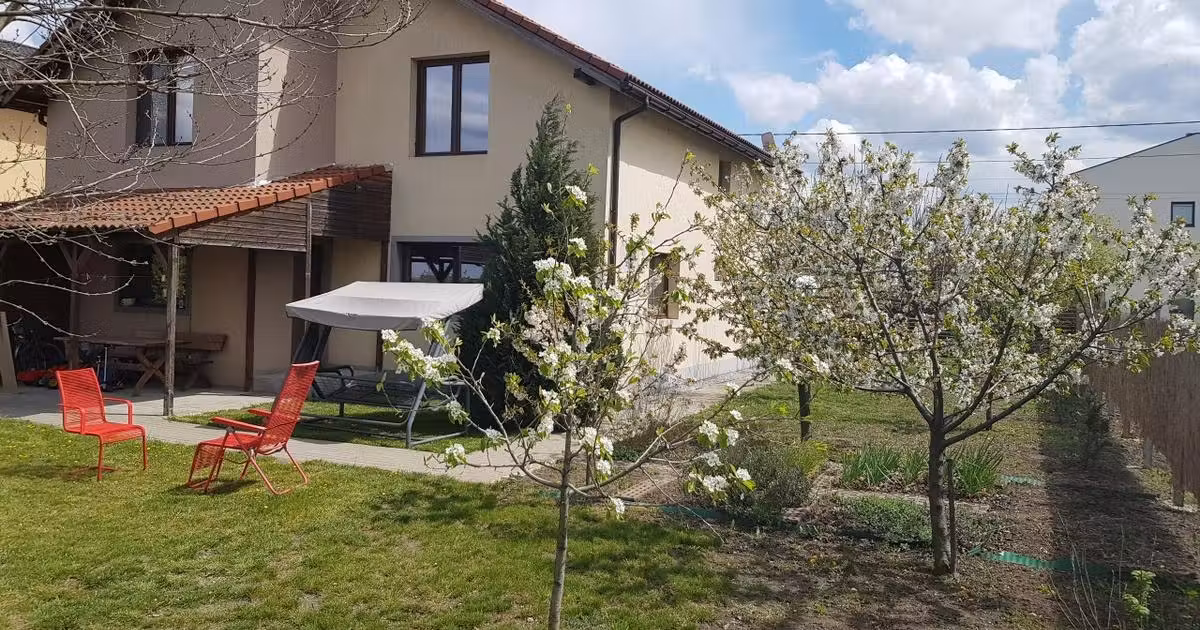 Casă individuală de vânzare cu 5 camere, mobilată în Dumbrăvița