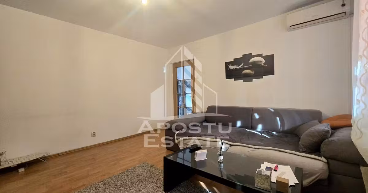 Apartament de vânzare cu 2 camere, mobilat în zona Lipovei, Timișoara