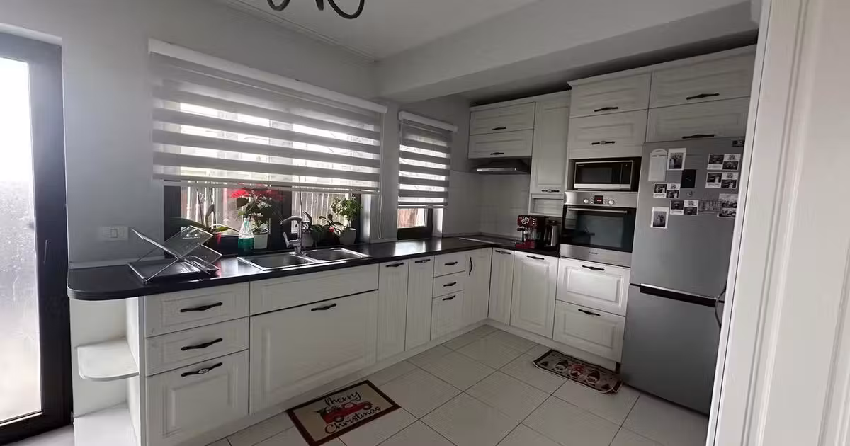 Casă individuală de vânzare cu 5 camere, mobilată în zona Braytim, Timișoara