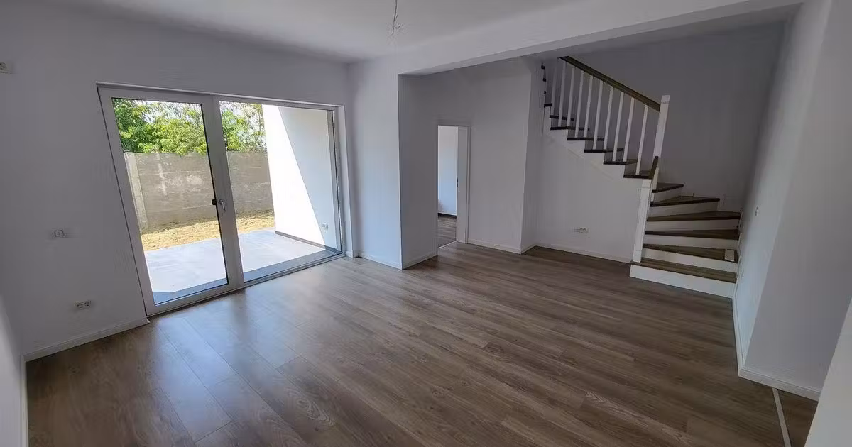 Casă de vânzare cu 4 camere în zona Braytim, Timișoara